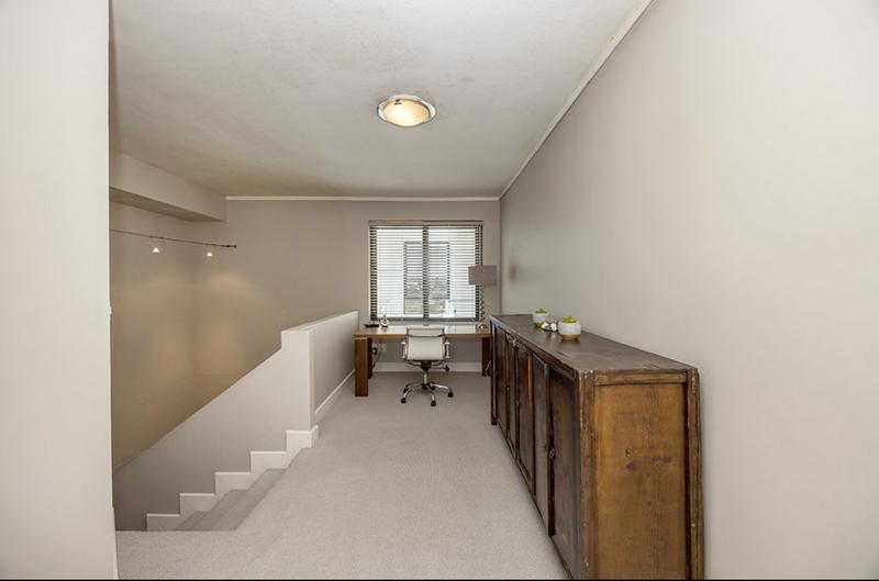 2 Bedroom Property for Sale in Bloubergstrand Western Cape